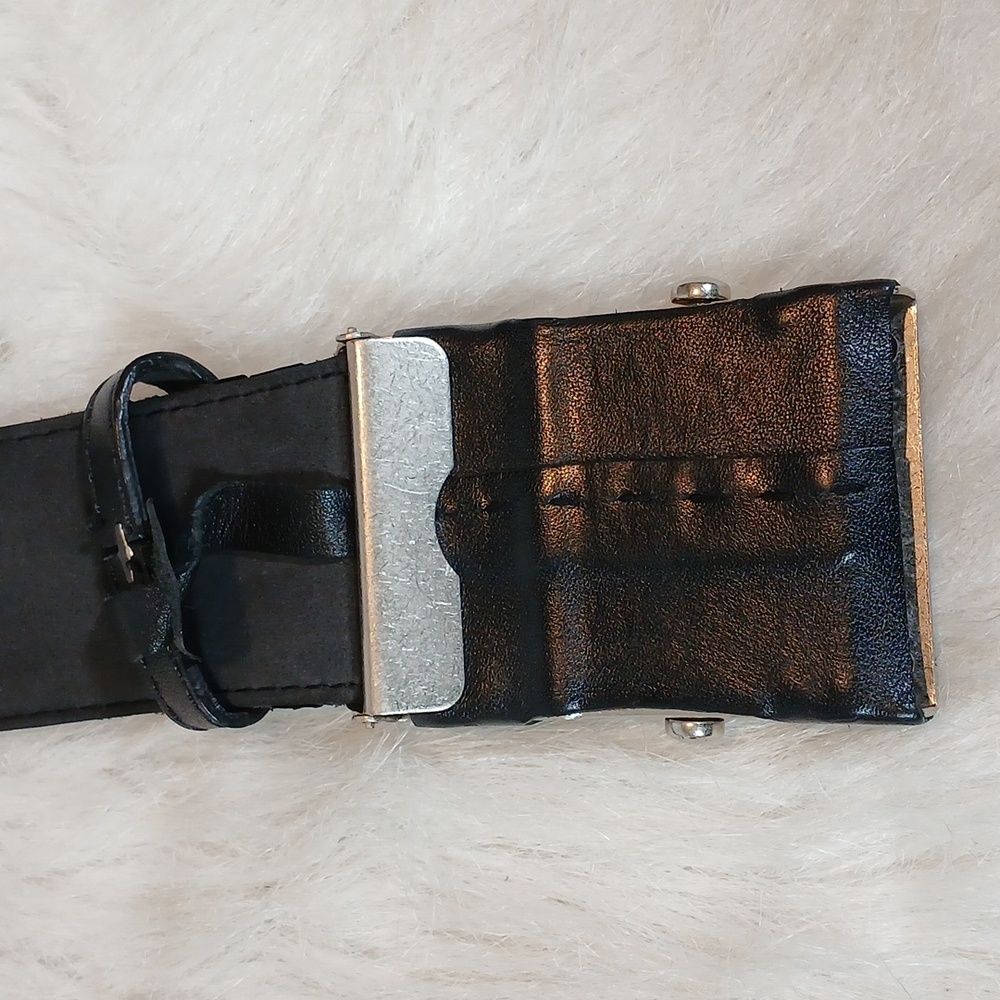 Pierre Cardin  Black Leather Belt   With Leather Covered Buckle Men Aprox: 50" - Picture 7 of 7